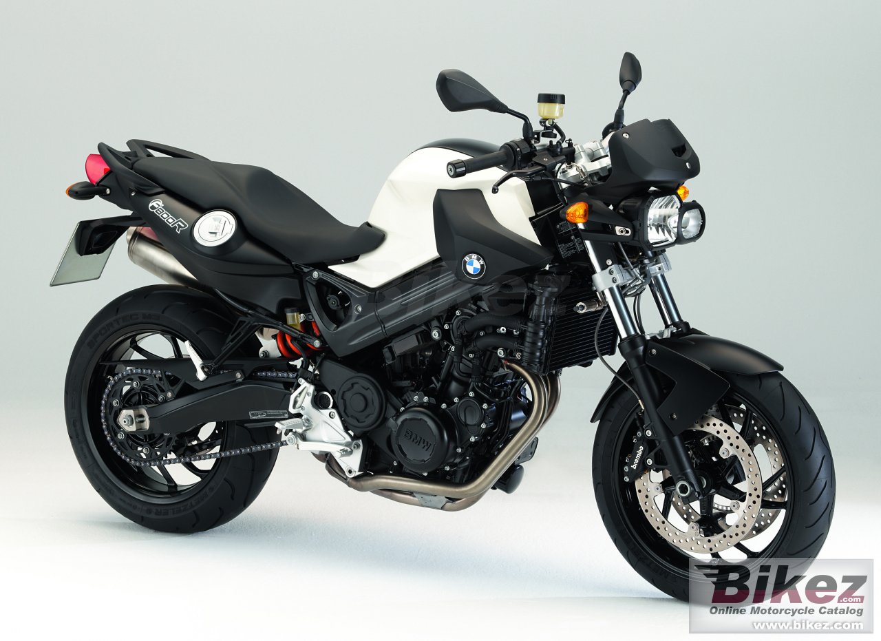 Big BMW f 800 r picture and wallpaper from Bikez.com